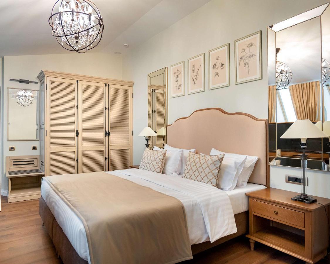 Best Western Plus Market Square リヴィウ エクステリア 写真
