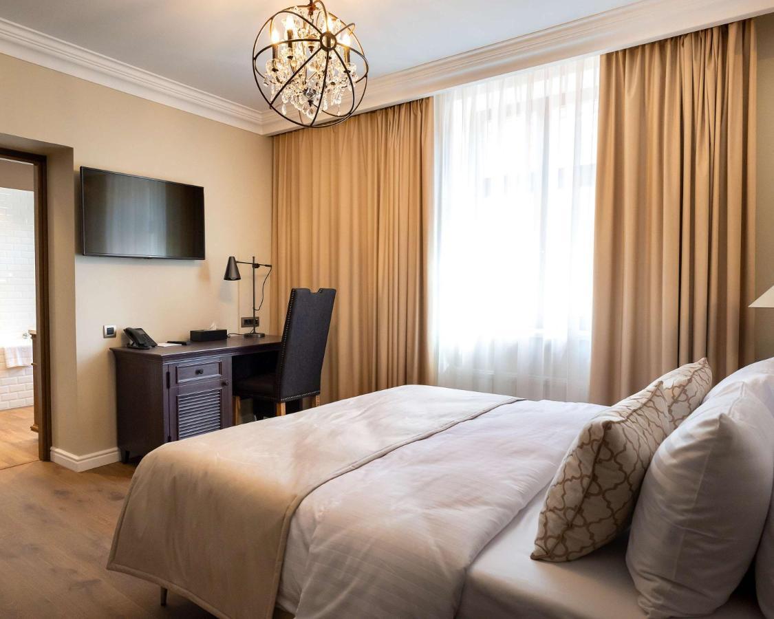 Best Western Plus Market Square リヴィウ エクステリア 写真