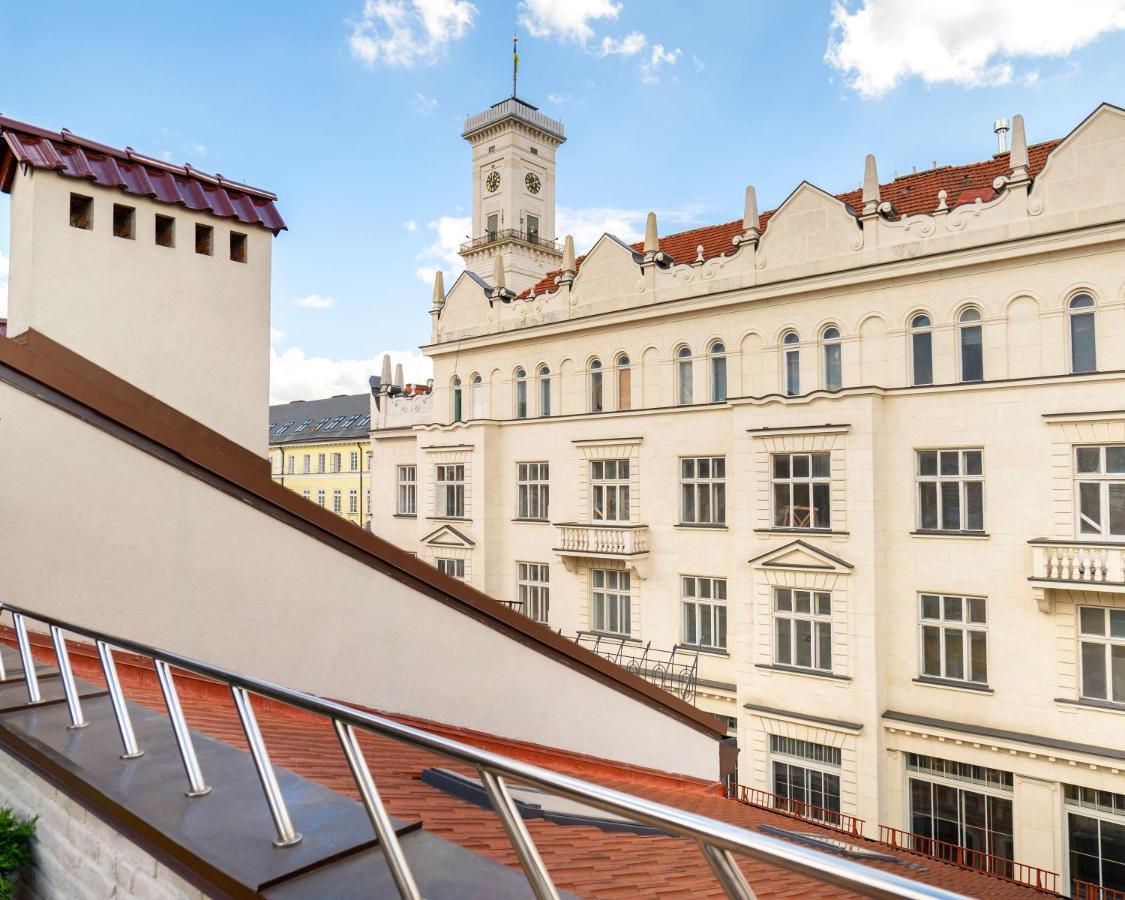 Best Western Plus Market Square リヴィウ エクステリア 写真